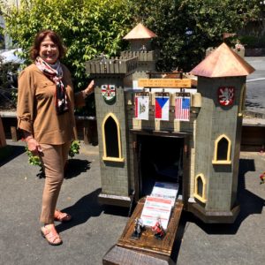 Susan Clark, Alain Pinel Realtors admiring the Castle.